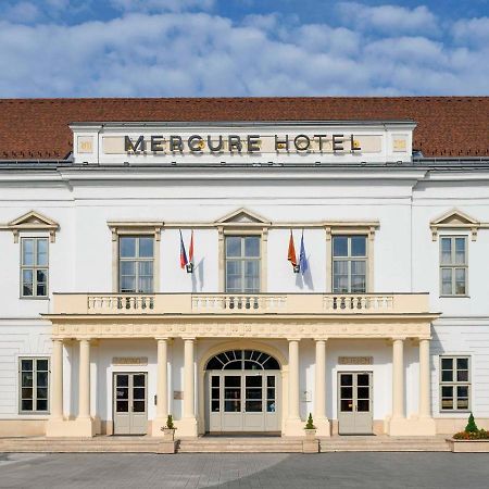 Mercure Szekesfehervar Magyar Kiraly Exterior foto